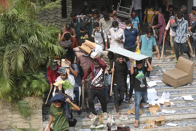 যাত্রাবাড়ীর কলেজে ছাত্রবেশে পরিকল্পিত হামলা, জড়িতদের ২৪ ঘণ্টার মধ্যে গ্রেপ্তার করা হবে: পুলিশ