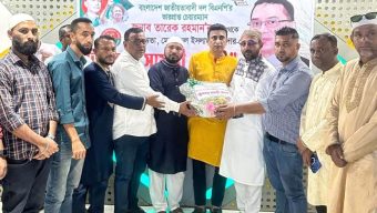 বড়লেখায় আহত যুবদল নেতা নুরুল তাপাদারকে তারেক রহমানের ঈদ উপহার
